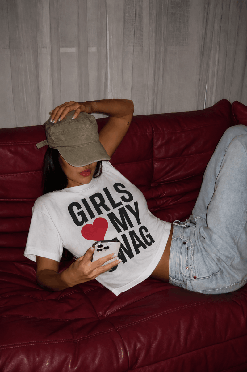 OVERSIZED T-SHIRTS