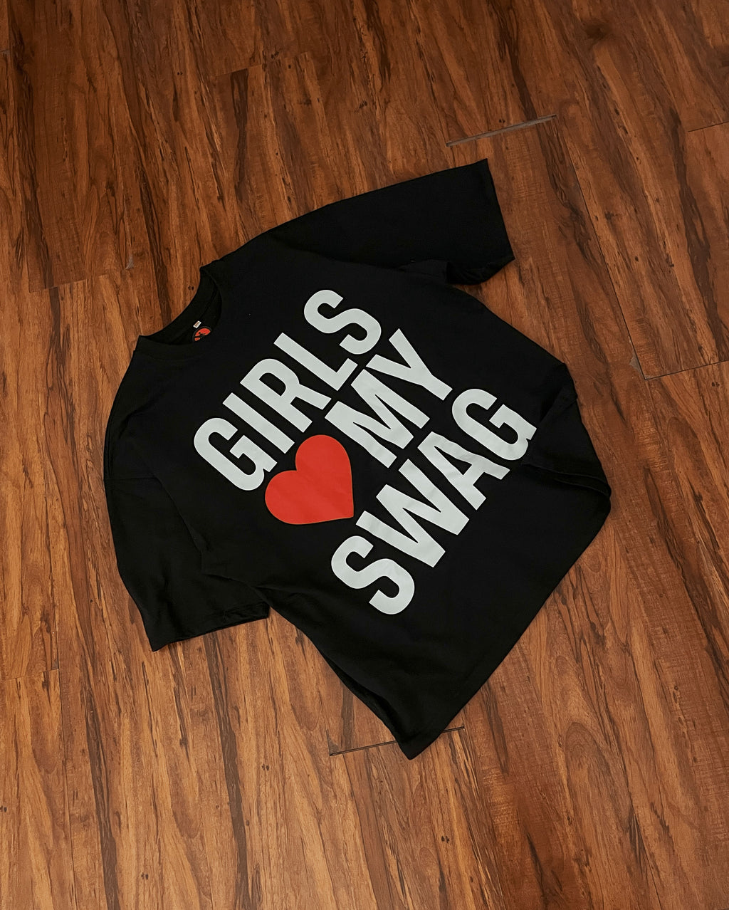 GIRLS LUV MY SWAG T-SHIRT